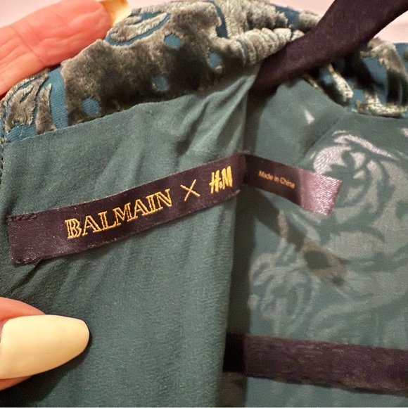 Balmain X H&M Green Velvet Dress - Picture 7 of 8